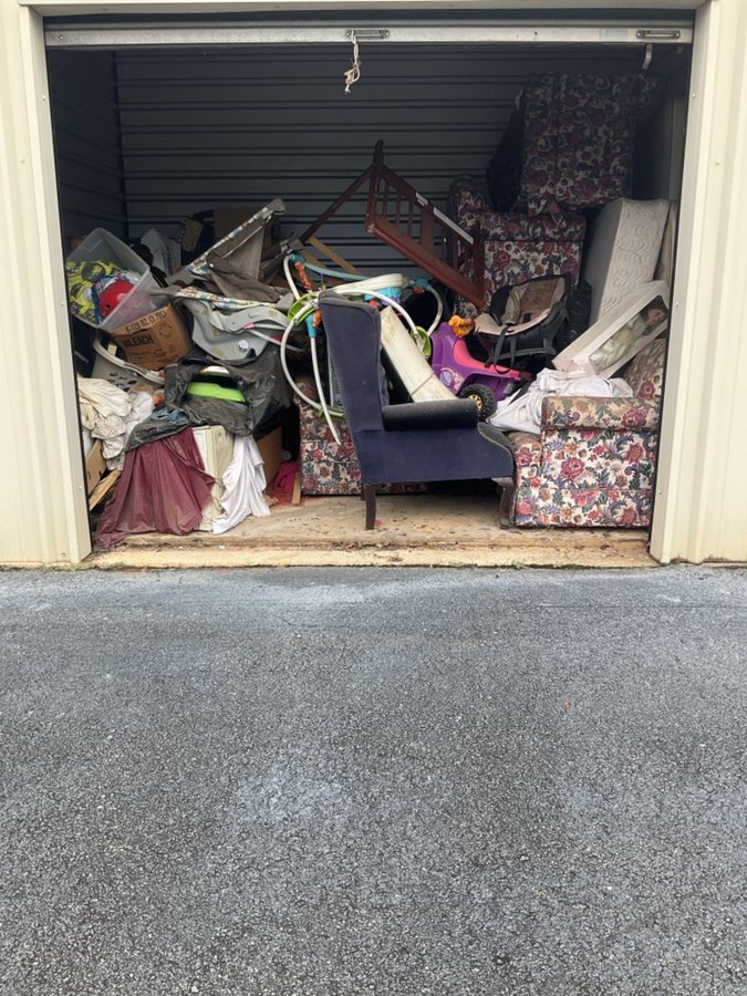 12 x 10 storage unit in Fairhope, AL