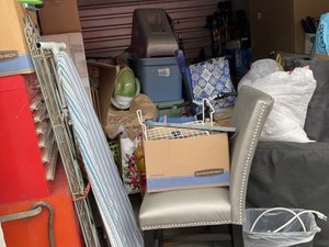 10 x 15 storage unit in Indianapolis, IN