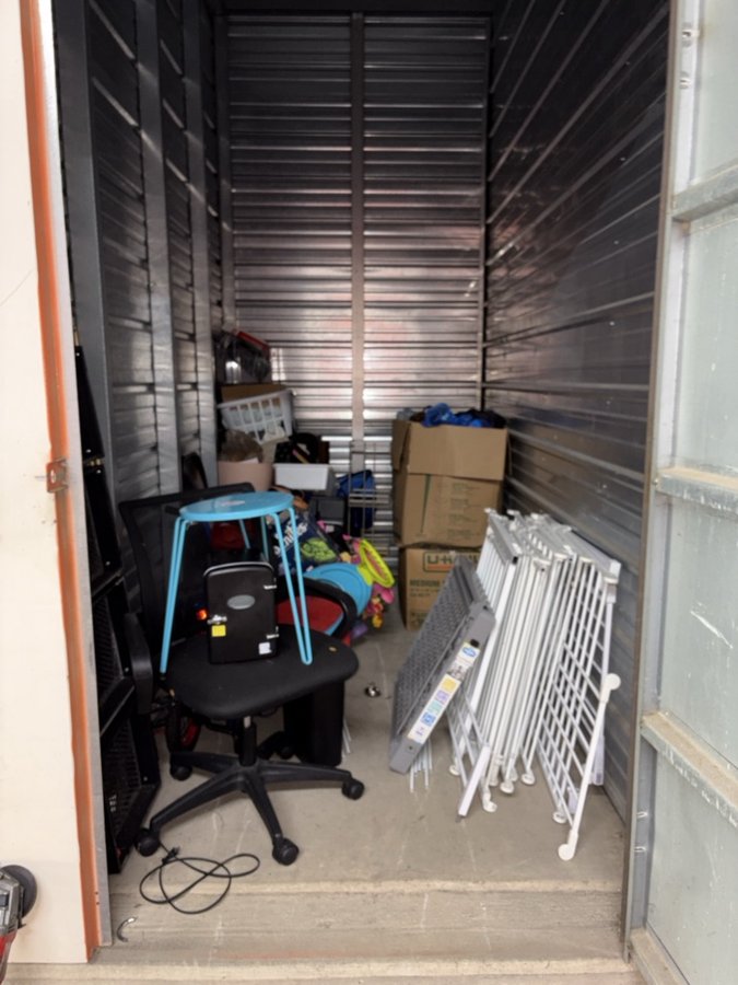 5 x 10 storage unit in Brown Deer, WI