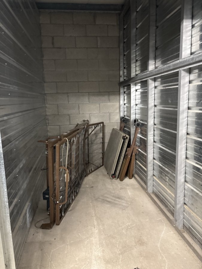 5 x 10 storage unit in Brown Deer, WI