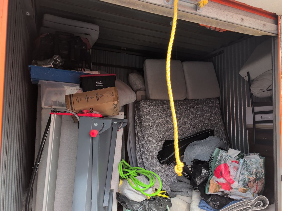 10 x 10 storage unit in Oakbrook Terrace, IL