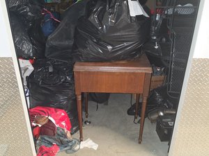 10 x 10 storage unit in East Hartford, CT