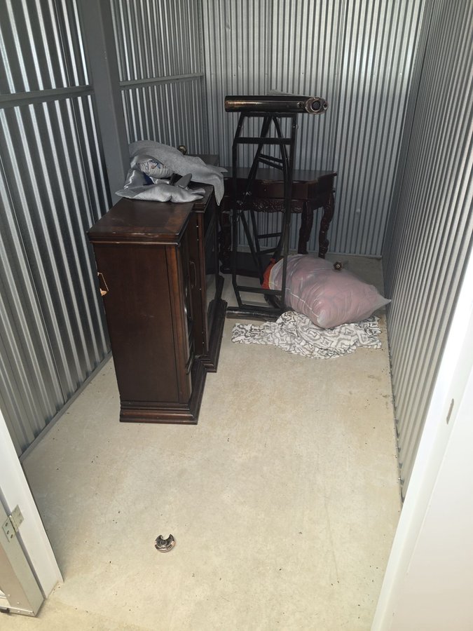 5 x 10 storage unit in East Hartford, CT