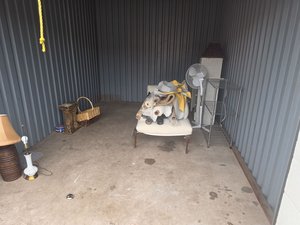 10 x 15 unit in East Hartford