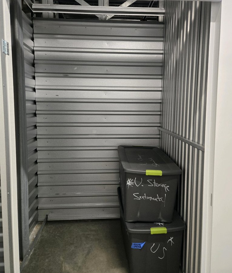 5 x 5 storage unit in Kingston, NY