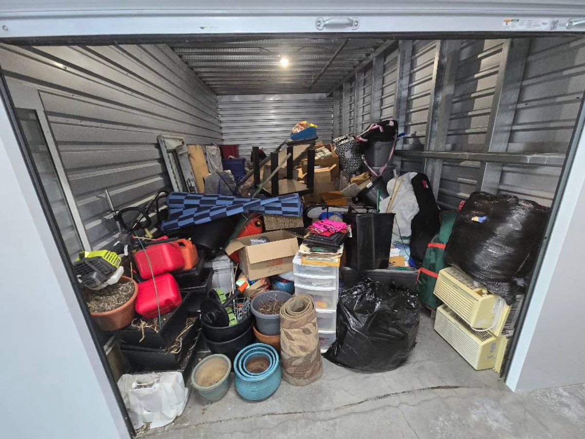 10 x 20 storage unit in Vancouver, WA