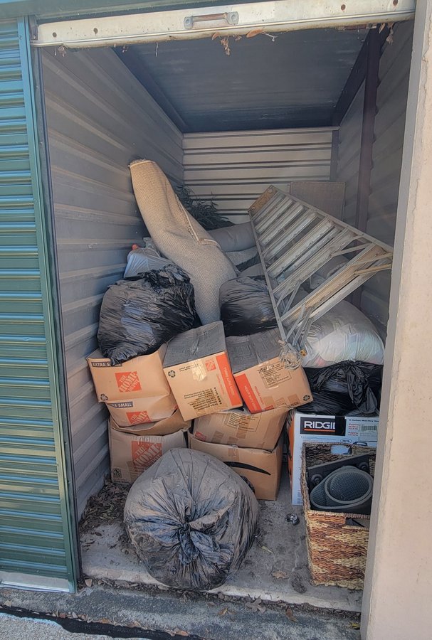 5 x 10 storage unit in Hurst, TX