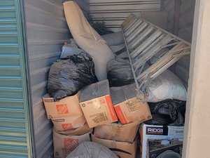 5 x 10 storage unit in Hurst, TX