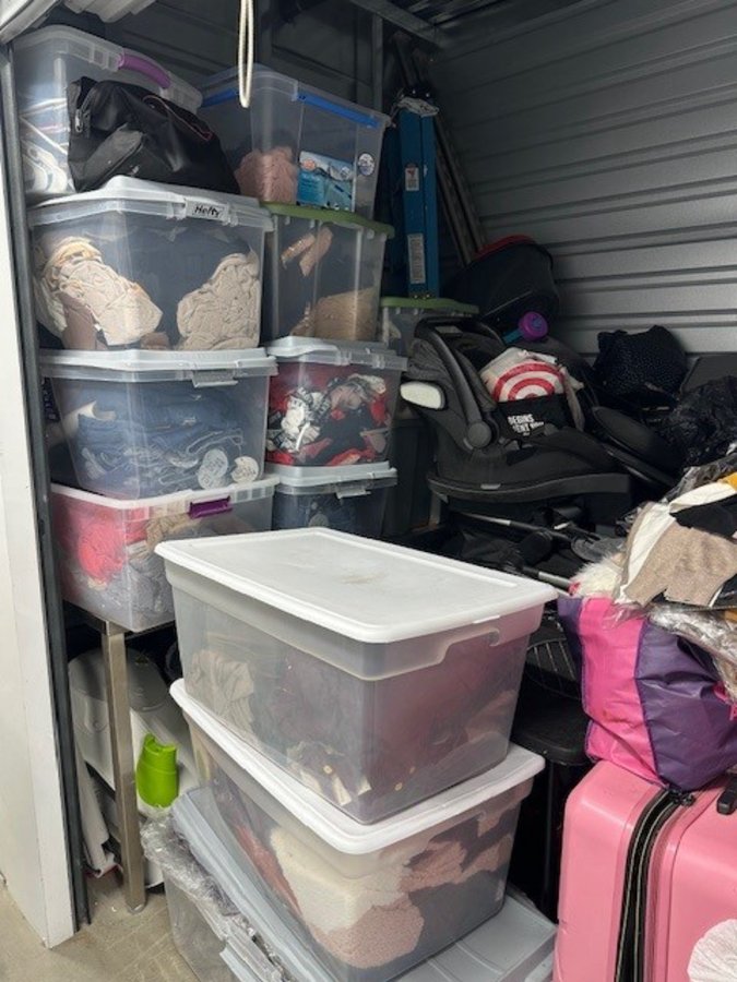 7 x 10 storage unit in San Diego, CA
