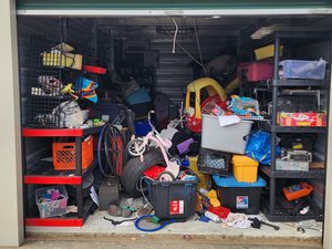 10 x 20 storage unit in Columbia, MO