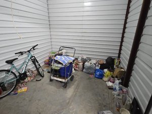 10 x 10 storage unit in Oklahoma City, OK
