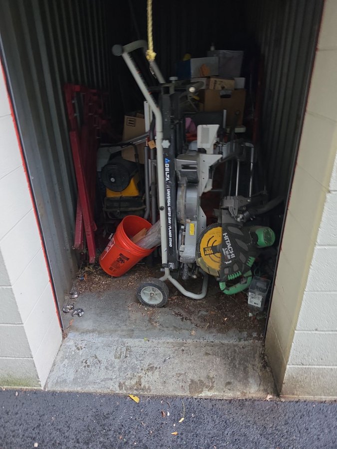 5 x 15 storage unit in Cranston, RI