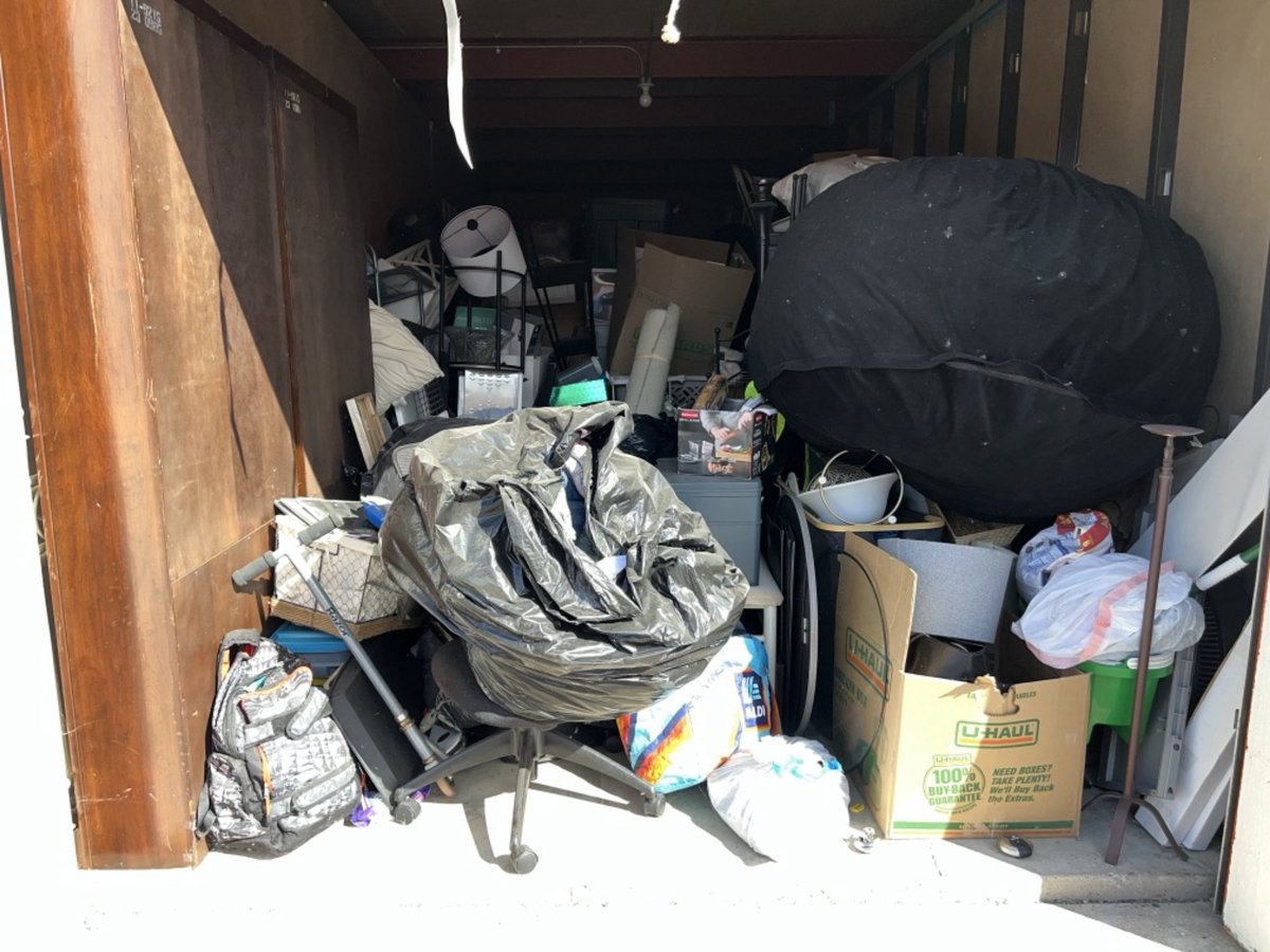 10 x 30 storage unit in Milwaukee, WI