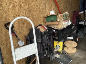 10 x 30 storage unit in Indianapolis, IN