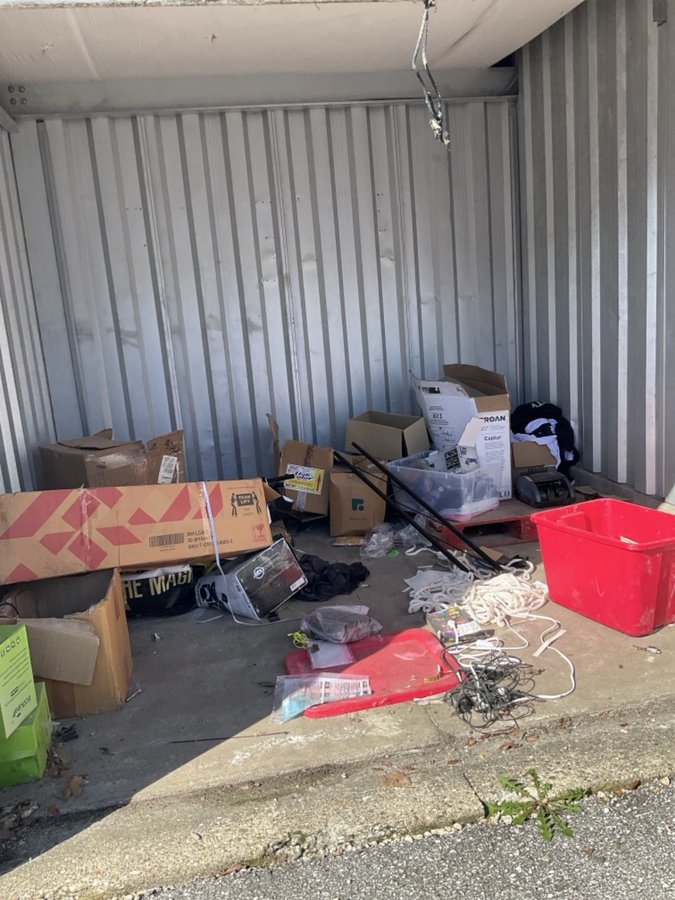 10 x 10 storage unit in Indianapolis, IN