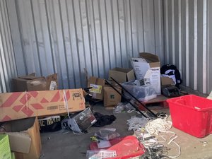 10 x 10 storage unit in Indianapolis, IN