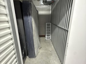 5 x 10 storage unit in Bayonne, NJ