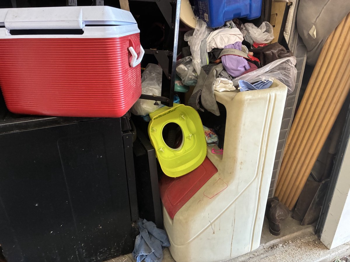 10 x 10 storage unit in Milwaukee, WI
