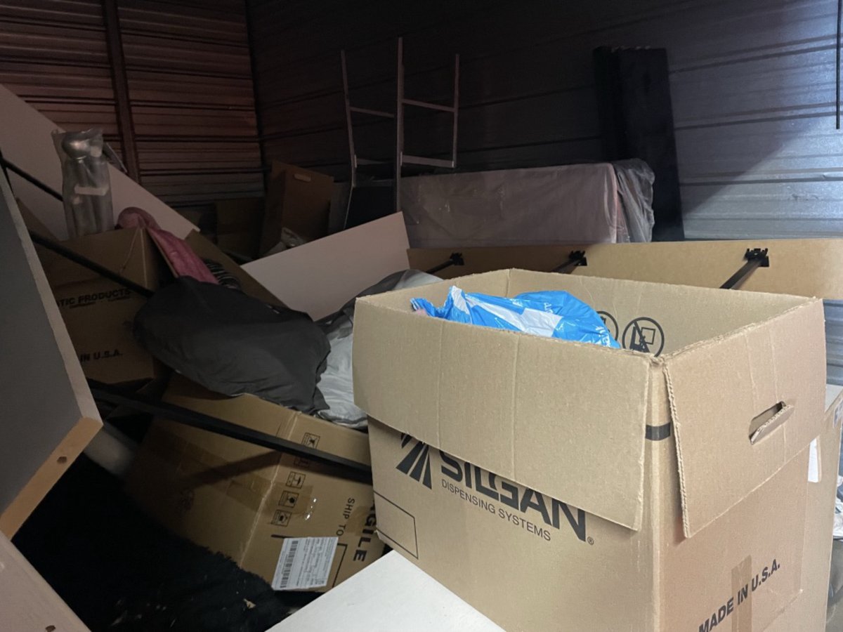 10 x 15 storage unit in Milwaukee, WI
