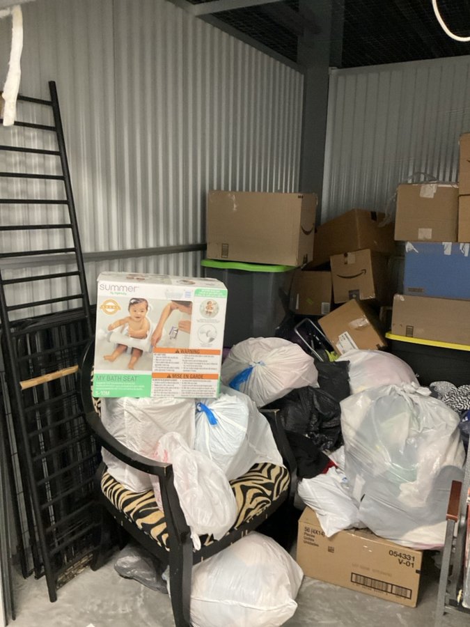 10 x 10 storage unit in Indianapolis, IN