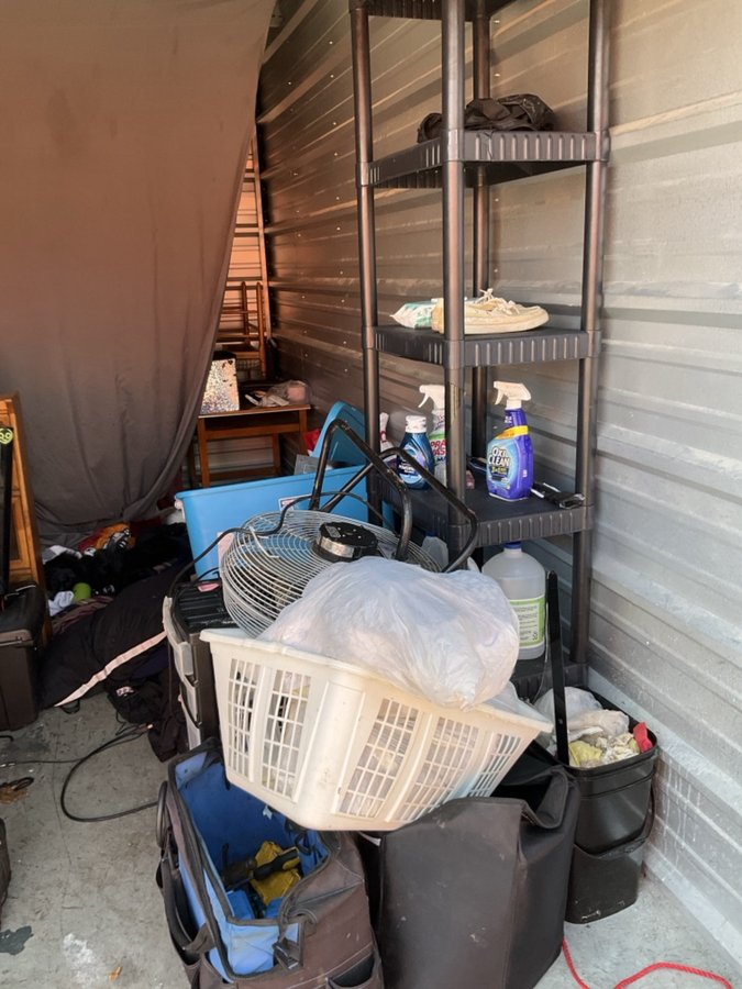 10 x 15 storage unit in Indianapolis, IN