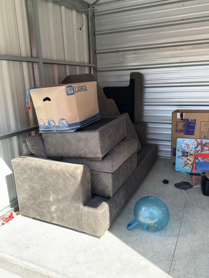 10 x 10 storage unit in Indianapolis, IN