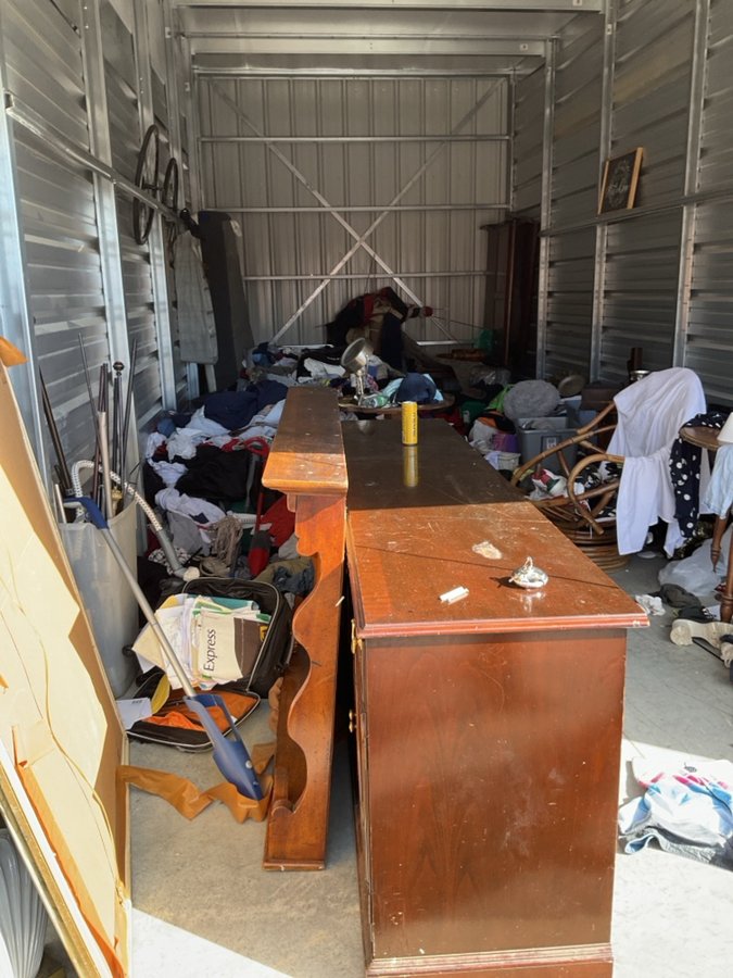 12 x 30 storage unit in Indianapolis, IN