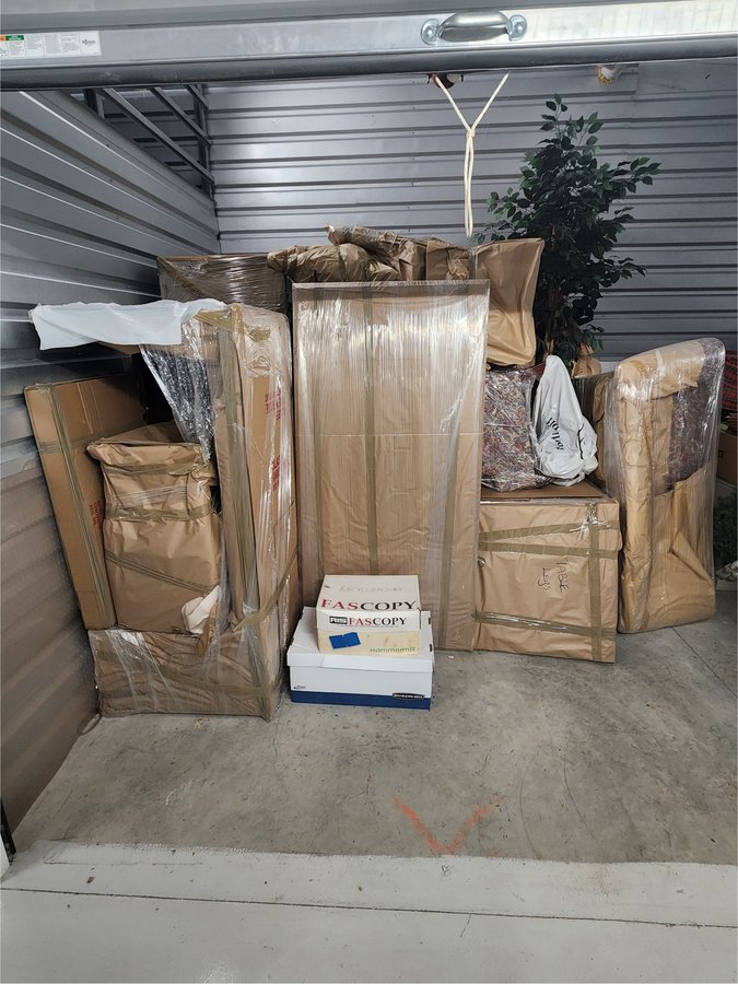 30 x 10 storage unit in Mountainside, NJ