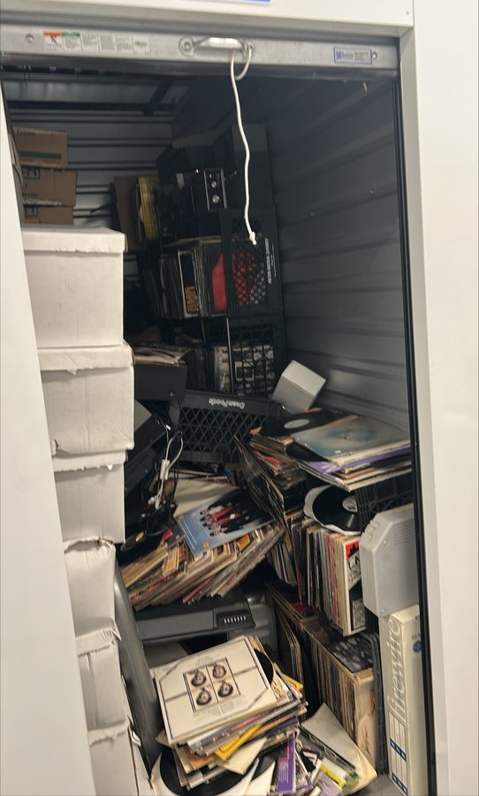 5 x 10 storage unit in Torrance, CA