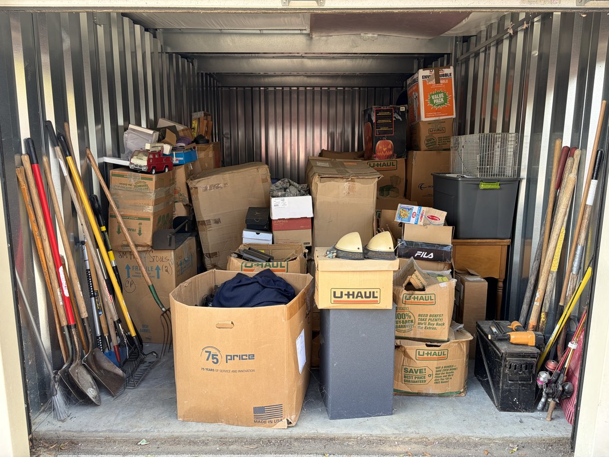 10 x 20 storage unit in Denver, NC