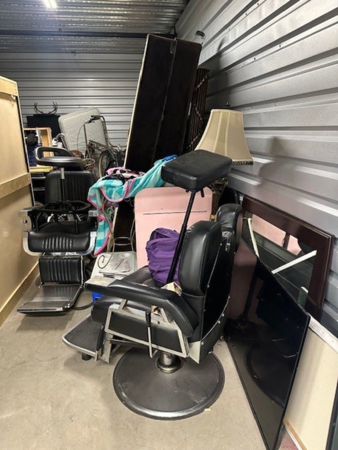 10 x 20 storage unit in San Diego, CA