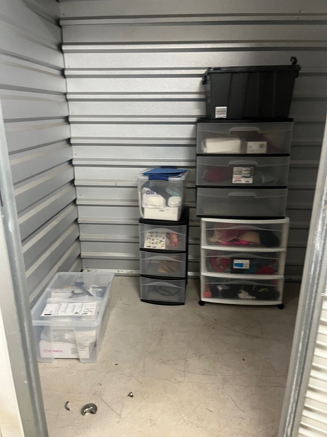 5 x 10 storage unit in York, PA