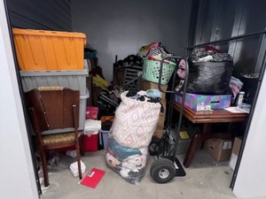 10 x 10 storage unit in National City, CA