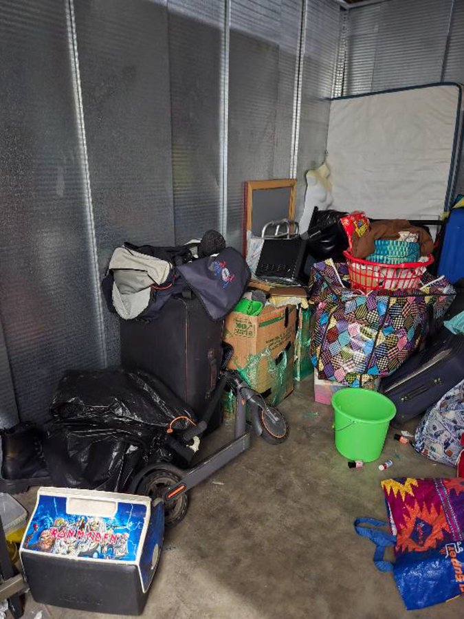 8 x 10 storage unit in Long Beach, CA
