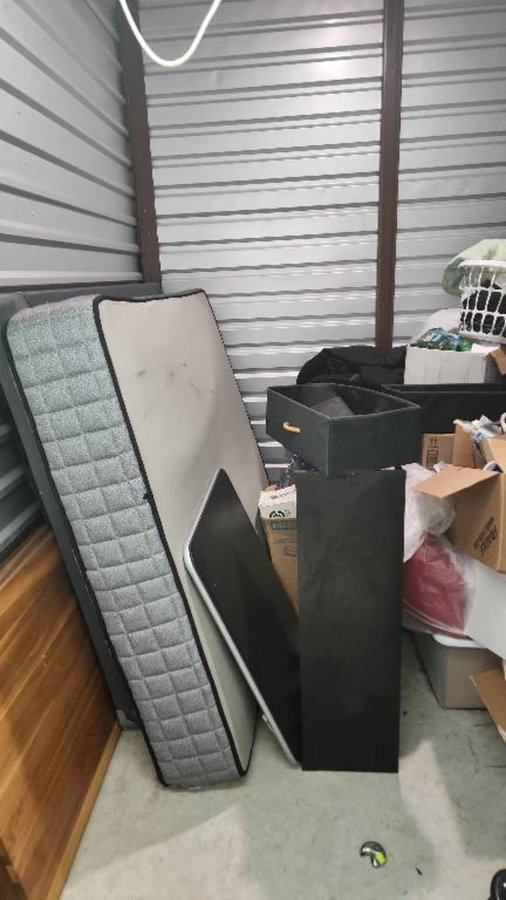 10 x 10 storage unit in Oklahoma City, OK