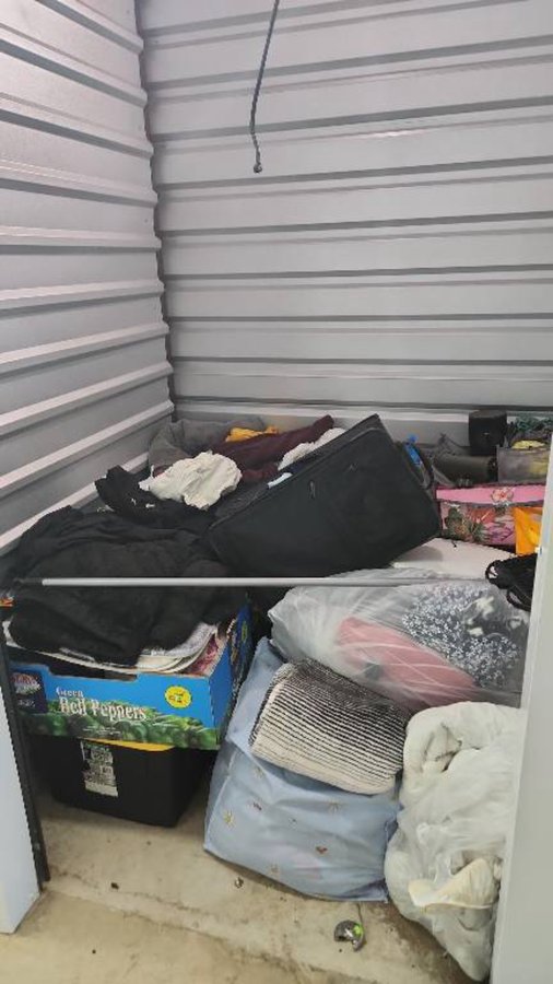 10 x 10 storage unit in Oklahoma City, OK