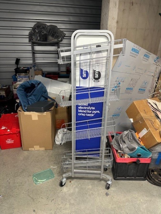 10 x 10 storage unit in San Diego, CA