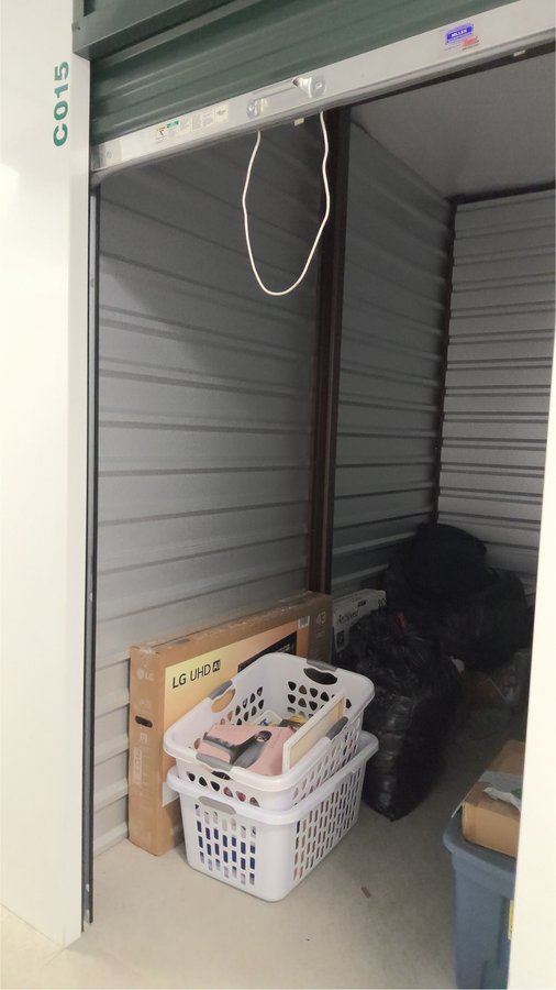 5 x 10 storage unit in Exton, PA