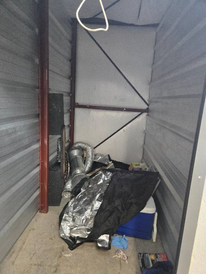5 x 10 storage unit in Columbus, GA