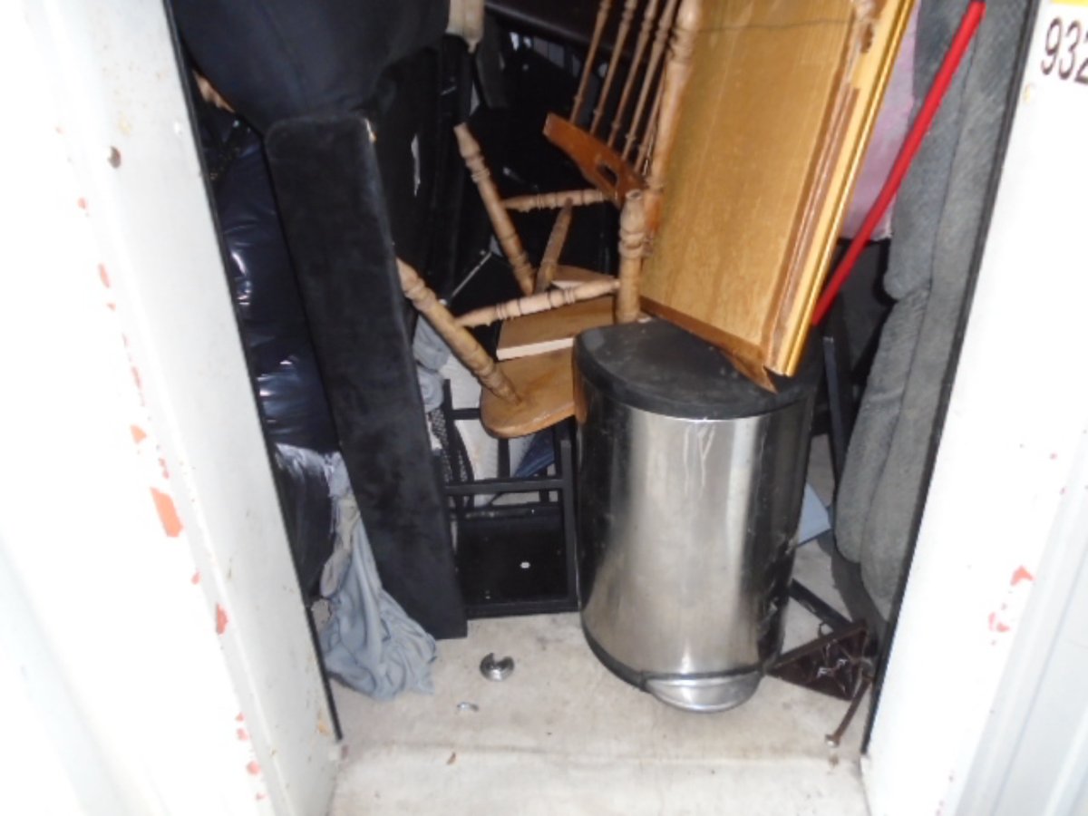 10 x 10 storage unit in Lake Charles, LA