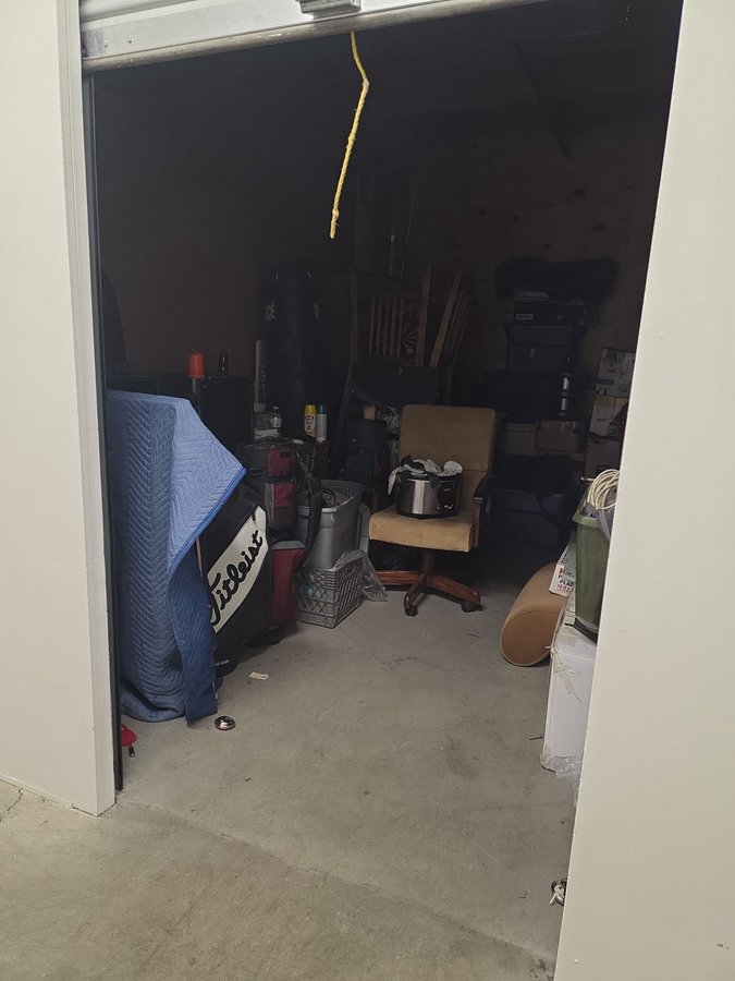 10 x 15 storage unit in Las Vegas, NV