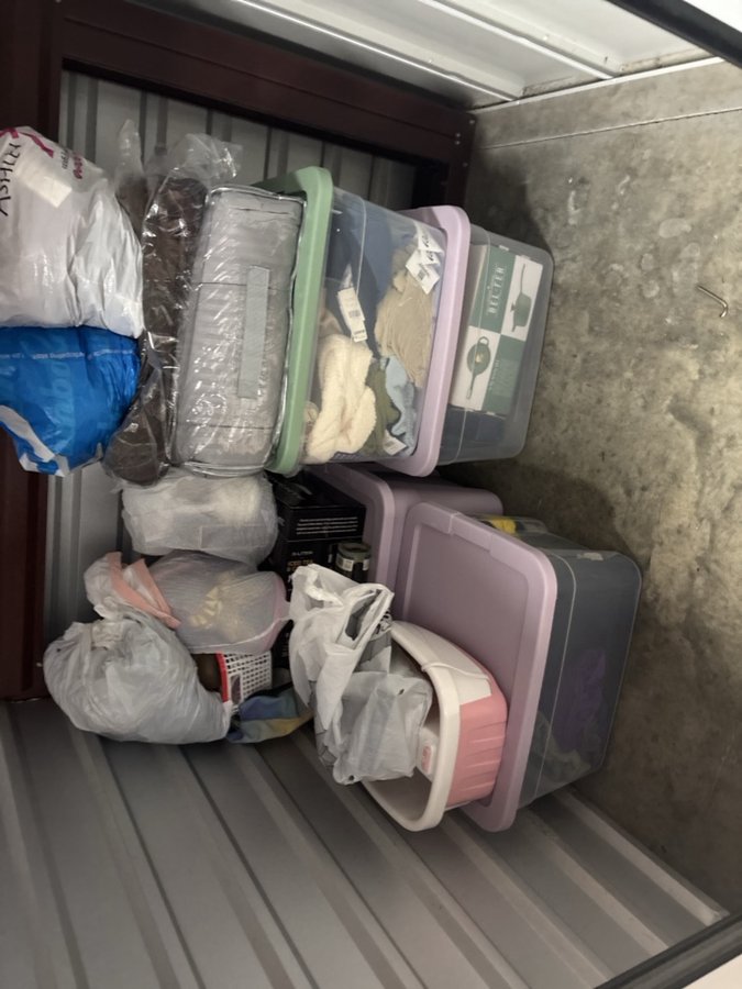 5 x 5 storage unit in St Louis, MO