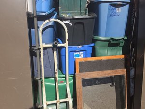 5 x 10 storage unit in Salem, OR