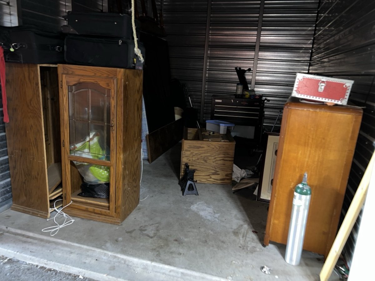10 x 15 storage unit in Milwaukee, WI
