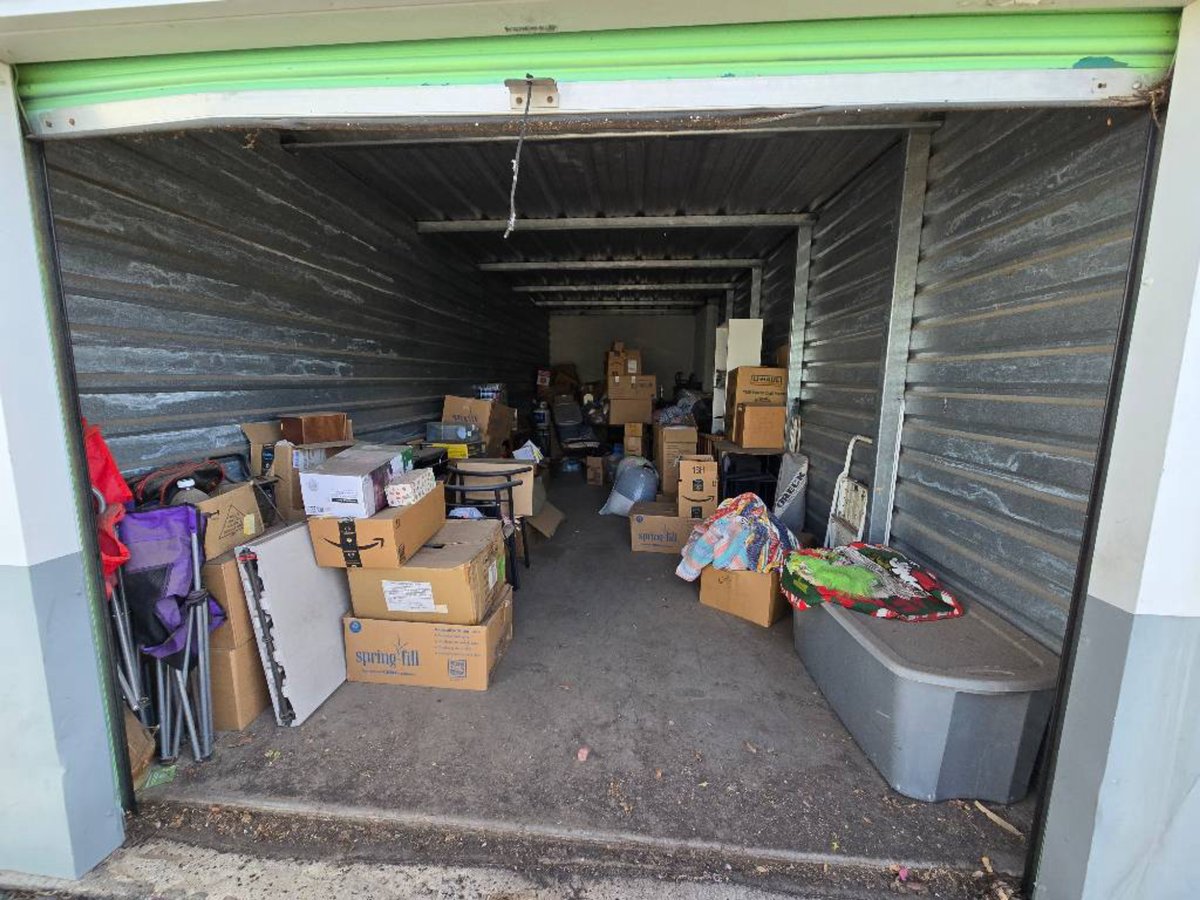 10 x 30 storage unit in Mesa, AZ