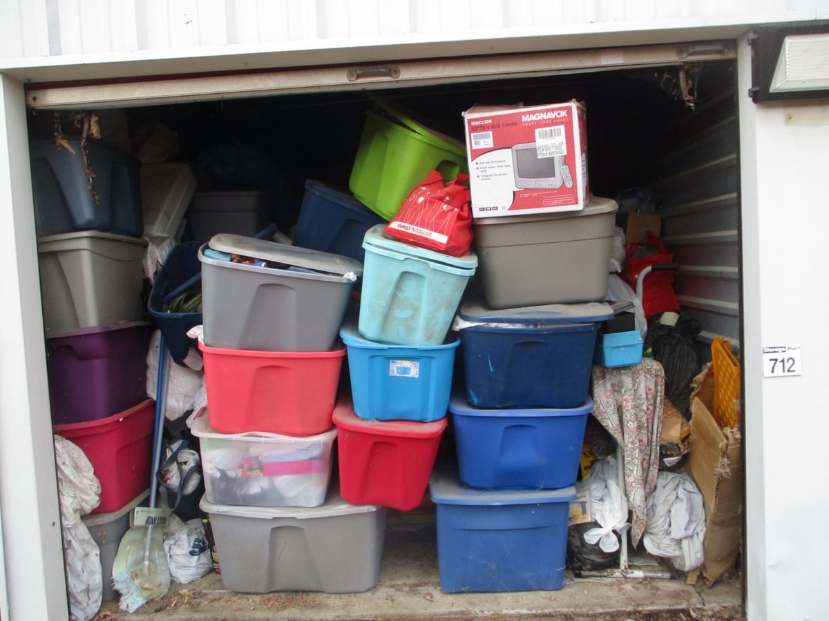 10 x 20 storage unit in urbandale, IA