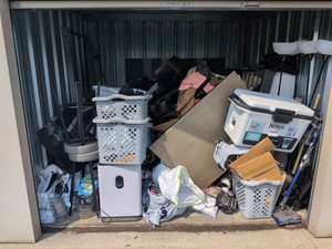 10 x 10 storage unit in Howell, MI