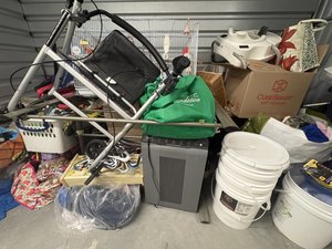 10 x 5 storage unit in Lexington, SC