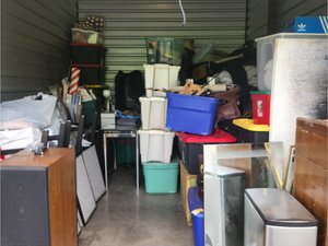 10 x 15 storage unit in Liverpool, NY