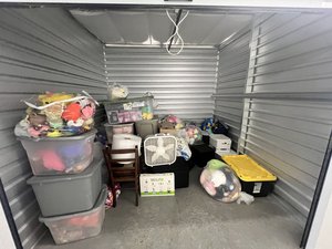 10 x 10 storage unit in Vancouver, WA